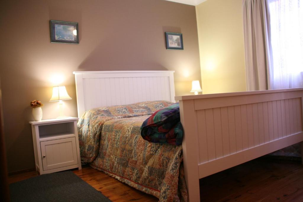 Lavender House Bed & Breakfast Entrance Стая снимка