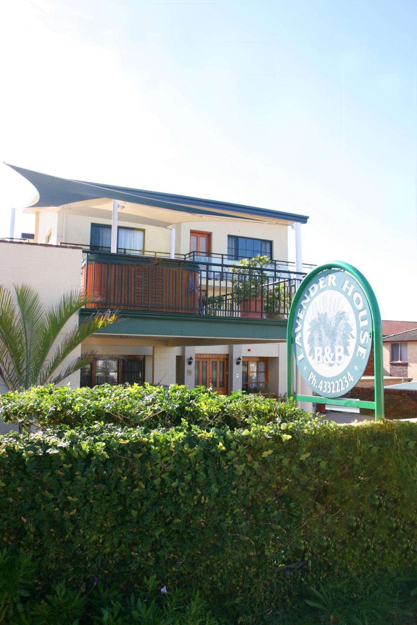 Lavender House Bed & Breakfast Entrance Екстериор снимка