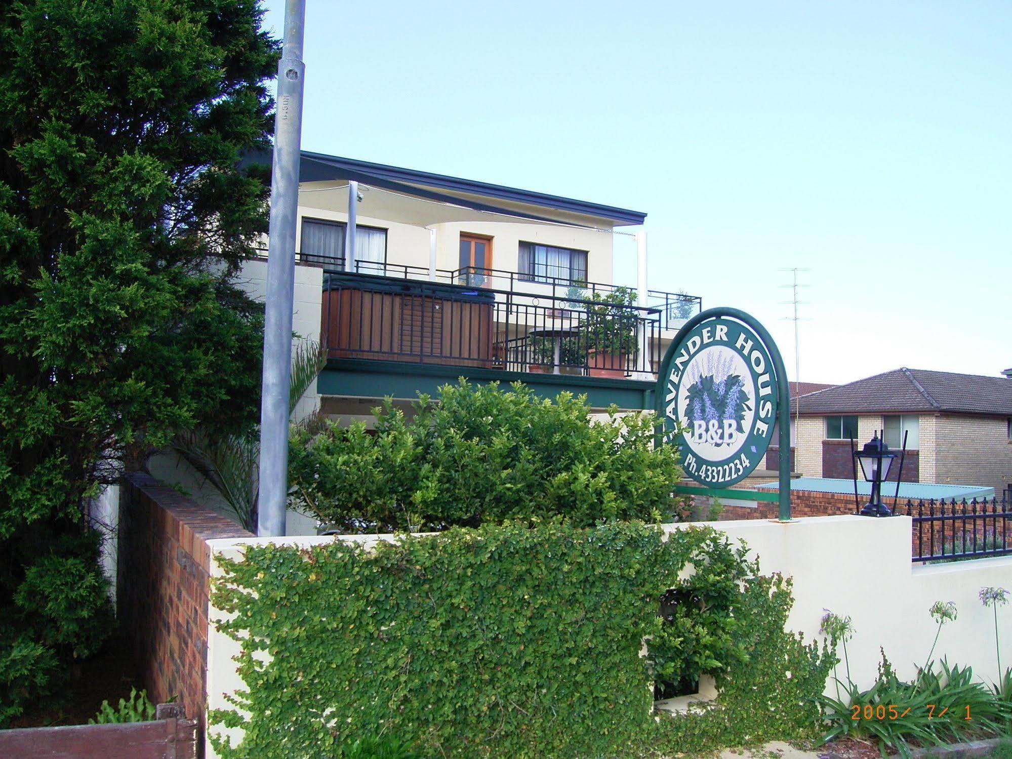 Lavender House Bed & Breakfast Entrance Екстериор снимка